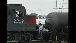 Cotton Belt 7277 switches industry at Sunset Whitney 1995