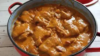 Manitas de cerdo guisadas