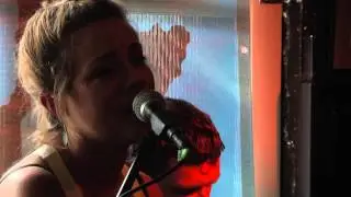 Fauve Chapman - 