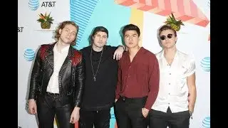 5 Seconds Of Summer Debut At No  1 On The Billboard Album Chart For Third Time In A Row