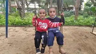 Enjoying park cardel...
