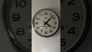 Citizen Crystron wall clock with sweeping seconds 🥰