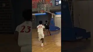 Brian Carter Jr. gets the slam for Boom City Elite. #HoopSeen #BamaJam