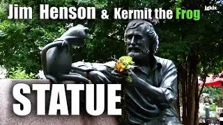 Jim Henson and  Kermit the Frog Statue