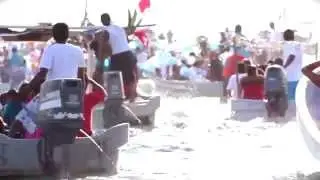 Procesión de la Virgen de la Soledad en Puerto Escondido, Oaxaca