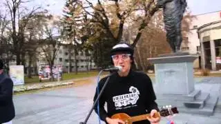 Digitalna Kokoš - Slana soba (službeni video)