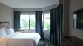 Four Points Hotel Tour | Four Points By Sheraton St. Catharines Niagara Suites | Dog Friendly