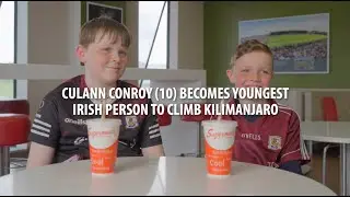These 2 legends climbed Kilimanjaro and did it in their Galway jerseys! 🙌