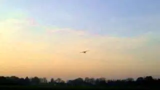 PH-TGC SHORT FINAL RWY 13 EHHV HILVERSUM AIRPORT