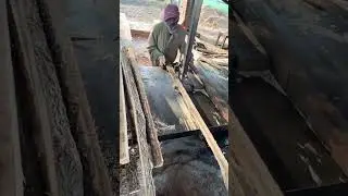 Bandsaw is in action #wood #wheelsaw #carpentry #bridgesaw #foryou #sawblade #woodwork #woodworking