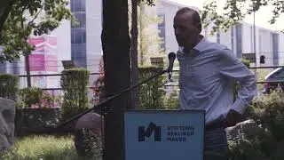 Prof. Dr. Axel Klausmeier spricht am 1. Sept. 2024 im Parlament der B&auml;ume &uuml;ber den 2. Weltkrieg