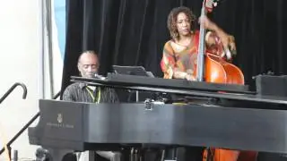 Johnny O'Neal , Marion Hayden And Sean Dobbins At Harts Plaza 9/05/2010