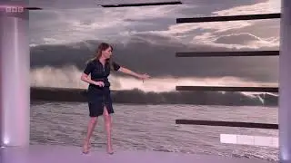 Elizabeth Rizzini BBC Weather 27th January 2026 Stockings