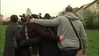 Vive &eacute;motion lors d'une marche silencieuse apr&egrave;s des viols pr&eacute;sum&eacute;s sur des enfants