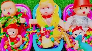 Slime Bottle & 3 Bathtubs Mixing Candy Full of Tasty Skittles and Yummy M&M's
