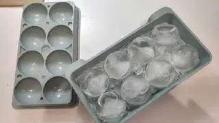 The WIBIMEN large ice cube tray is a good addition to your ice making accessories