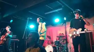 P&acirc;querette - With Confidence (Live @ Academy 3, Manchester - 25/09/18)