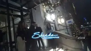 James Cameron Ignores fans in london no autographs no selfies when promoting Avatar way of water
