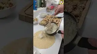Программа помощи школам: 10 порций буррито с курицей, сыром и рисом: 493 ккал | 61,8 г белка