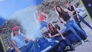 Limited Edition Yellow Vinyl. Iron Maiden. Includes Exclusive 3D Future Past Tour Lenticular Print.