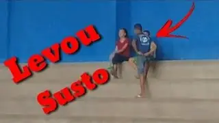 ASSUSTANDO PESSOAS COM UMA COBRA - AS MELHORES PEGADINHA DE 2018 |DADA LB