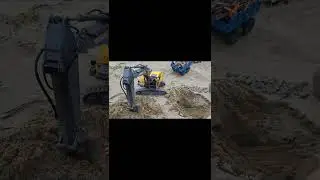 waste wood removal excavator volvo E598 pickup truck C24 Facebook 遙控工程車⬇️⬇️#volvo #c24