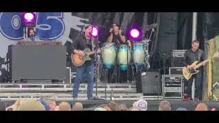WIOV i105 FallFest 2021 - Lee Brice Memory I Don't Mess With 10/10/2021