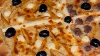 بيتزا 🔥بعجينة هشة خفيفة لازم تجربوها🍕