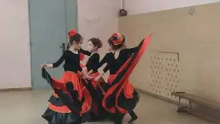 Испанский танец: