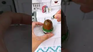 ミニサイズの噴火ボルケーノケーキ🌋 | Mini Errupting Volcano Cake | Real Mini World
