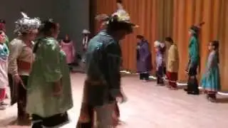 Standing Quiver Dance