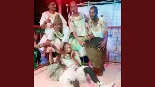 Skhumbule makhaya