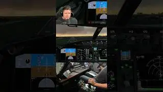 ЛОТ 737 Max 8 Приземляется в Варшаве #шорты