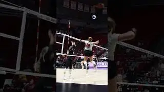 Внешняя сторона Болл Стэйт сокрушает его так сильно, что Том Брэди проверяет PSI 💥🏐🔥