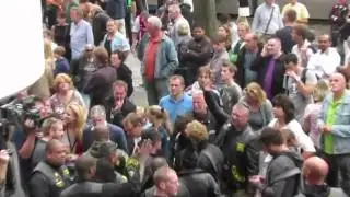 Harley Day Amsterdam 2011 - Hells Angels meet Satudarah (2/5)