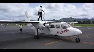 Landing Vanuatu Bauerflield - Flight via Port Vila