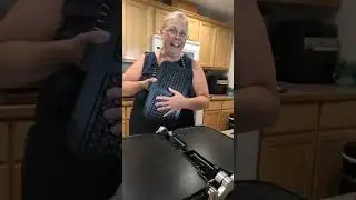 Deluxe Electric Grill & Griddle:Pancakes