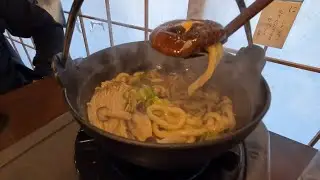 How to eat udon(Japanese noodle) at hot spring town in Japan