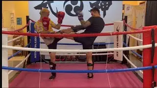 【現K-1世界チャンピオン】大和哲也選手とスパーリング！