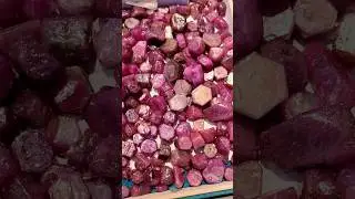 Natural Rough Ruby #gemstone #rough #ruby #crystals #quartz #jewellery  #rubymozambique #shortvideo