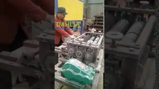Testing video of aluminium copper car radiator radiator stripping machine