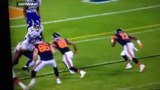 Alshon Jeffery hit in face mask by pass