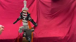 Safe shock spring removel with ratchet straps