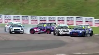 Mini Trophy Crashes 2025