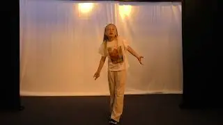 Liliac Ilaria - Desaga - moment teatral