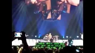 Muse - Animals (Intro) [Live at Arena Stadium, Montpellier] 16/10/2012