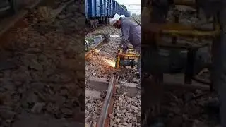 Railway Track Laying Machine renewing high-speed rail line Lucknow Varanshi Sultanpur #Indianrailway