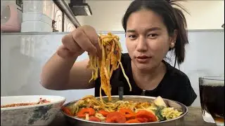 Eating Show : Spicy Buff Chowmein 🍝🥵 With khatsapo and coke 🥤