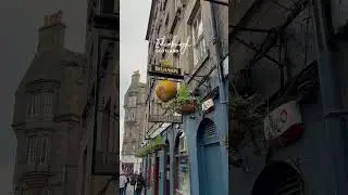 Best place to travel in the Fall #edinburgh #scotland