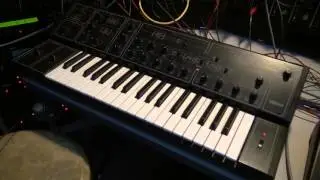 Музичний робот / Robotic Drum Set and Analog Bass